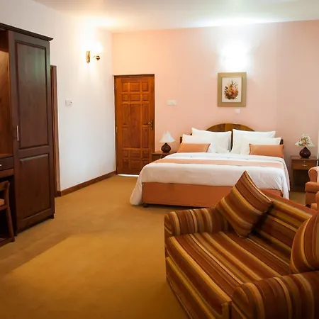 Hotel Albany 3*