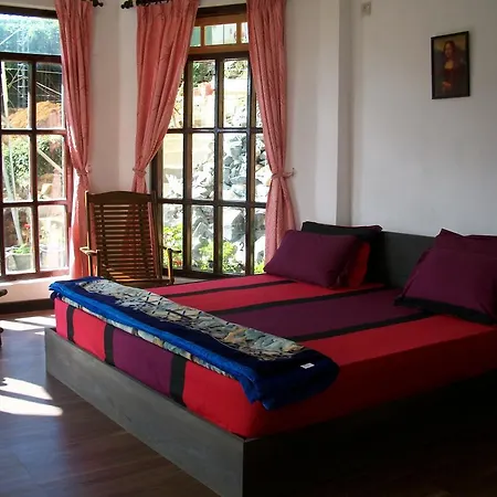 Villa Sherwood