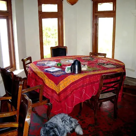Altenglischer Kolonial Bungalow *