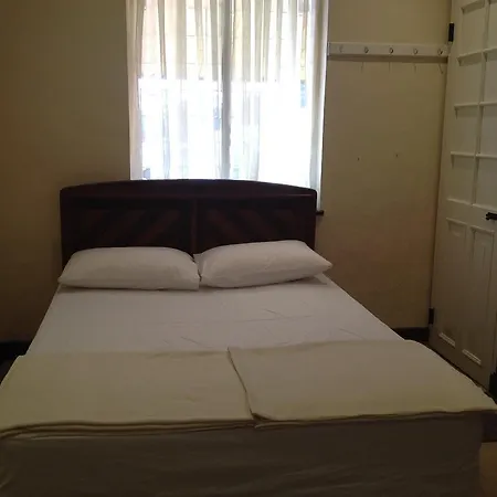 Homestay Mockingbird Residence.. *