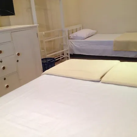 Homestay Mockingbird Residence..