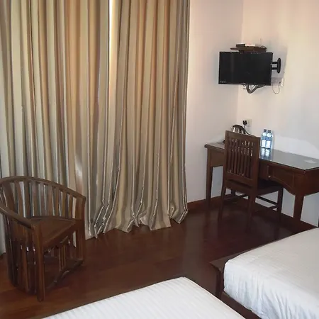 Hotel Daffodils 4*