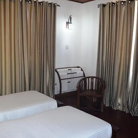 Hotel Daffodils 4*