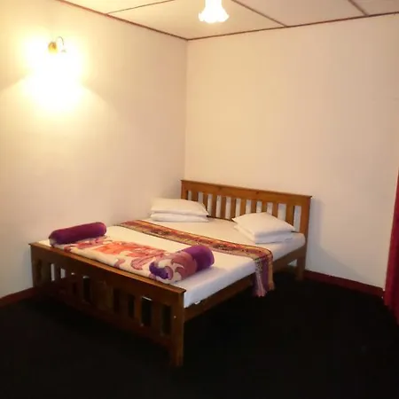 Guest house Shenul Holiday Bungalow *