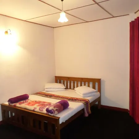 Guest house Shenul Holiday Bungalow