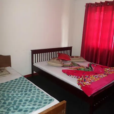 Guest house Shenul Holiday Bungalow *