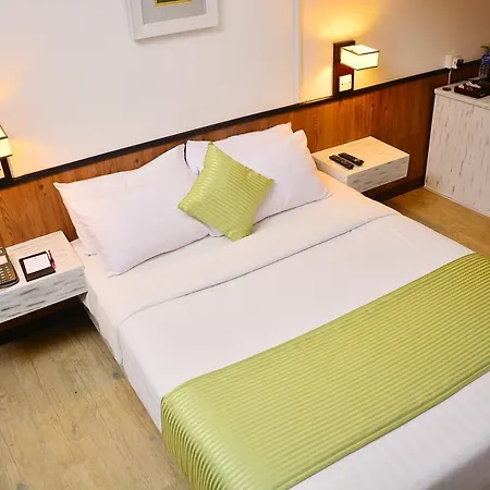 Hotel Unique 3*