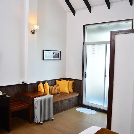 Hotel Unique 3*