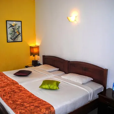 Binota Hotel 3*