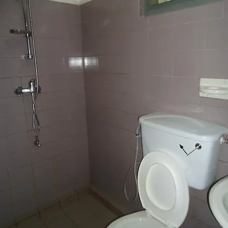Crown Homestay Nuwara Eliya