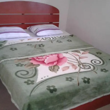 Selis Manor Holiday Homestay Nuwara Eliya