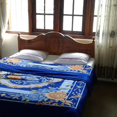 Homestay Selis Manor Holiday Nuwara Eliya