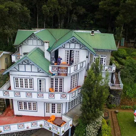 Yoho Spring Garden Bed & Breakfast