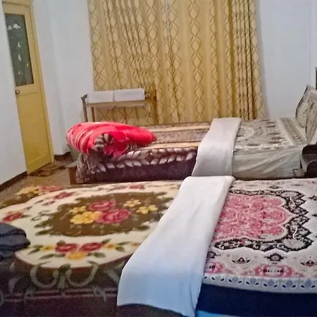 Rochana Palace * Nuwara Eliya