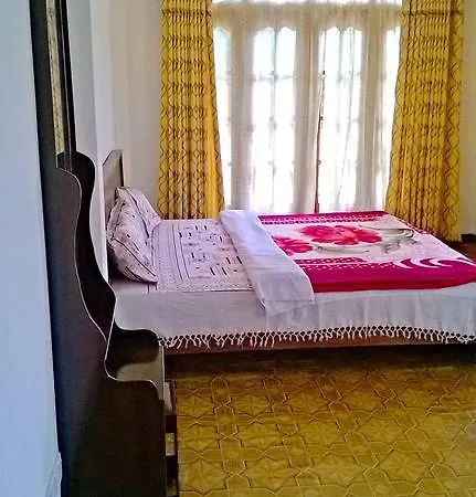 Rochana Palace Guest house