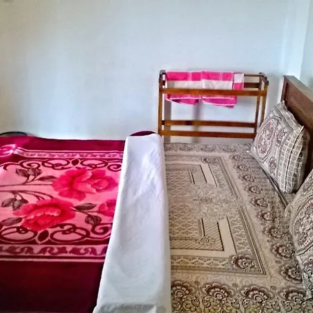 Guest house Rochana Palace *