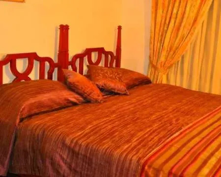 Cocoon Hills Guest house Nuwara Eliya