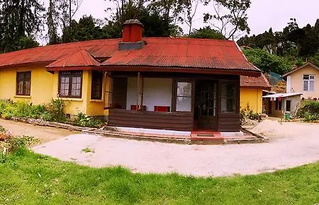 Guest house Devron Colonial Bungalow *