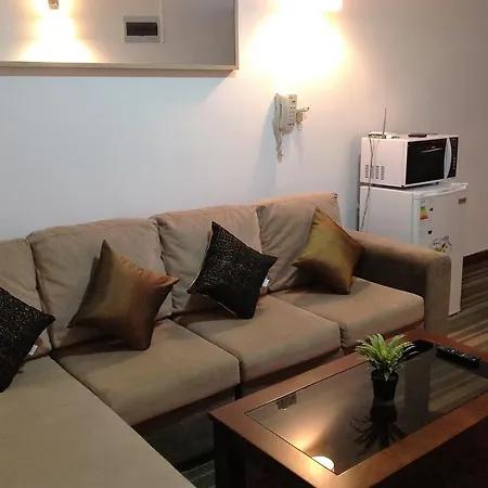 Hiltonia Luxury Apartment *