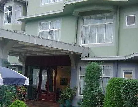 Hotel Galway Forest