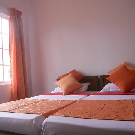 Homestay Golden Wings *