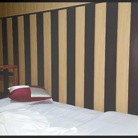 Guest house Happy Holiday *