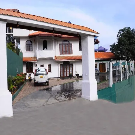 Asvika Hotel Guest house Nuwara Eliya