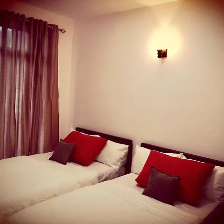 The Hillside Flat * Nuwara Eliya