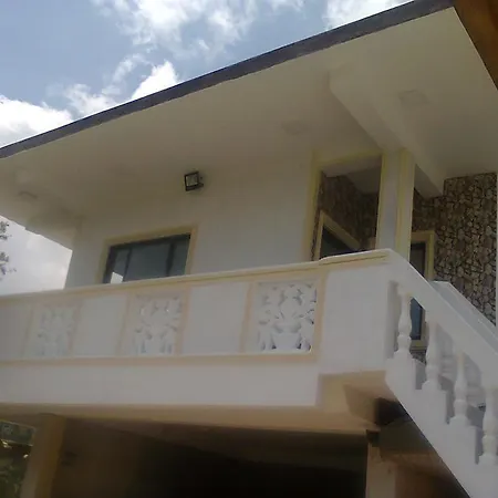 Keerthi Guest house Nuwara Eliya