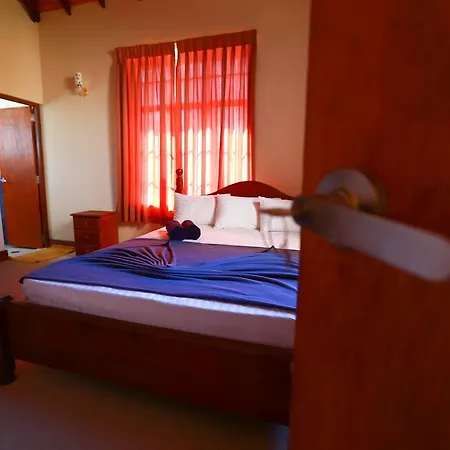 Nioka Luxury Holiday Bungalow Villa Nuwara Eliya