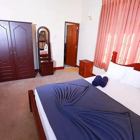 Nioka Luxury Holiday Bungalow Villa