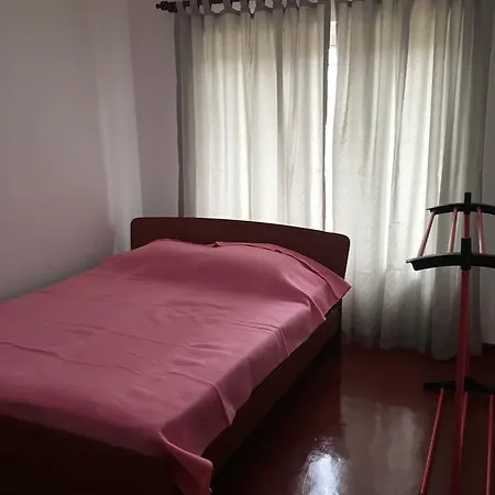 N Country House Country house *