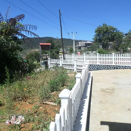 Guest house Hillside Nuwara Eliya