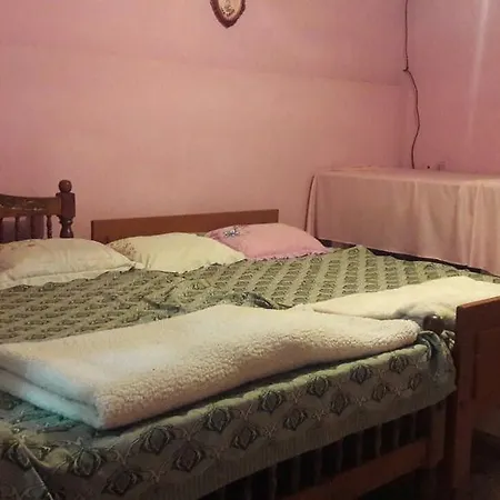 Keerthi Guest house Nuwara Eliya