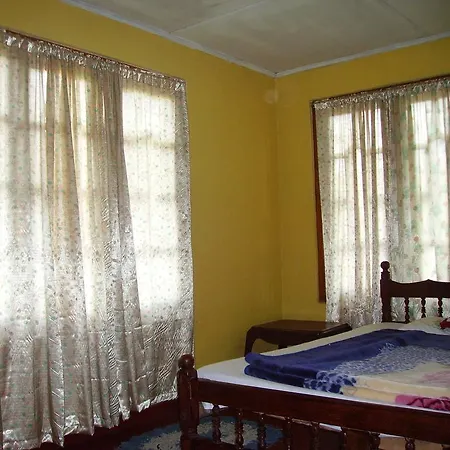 Sajini Adventurestours And Accomadations *