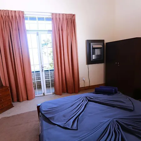 Villa Nioka Luxury Holiday Bungalow