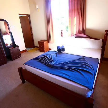 Nioka Luxury Holiday Bungalow Villa