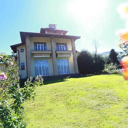 Nioka Luxury Holiday Bungalow Villa Nuwara Eliya