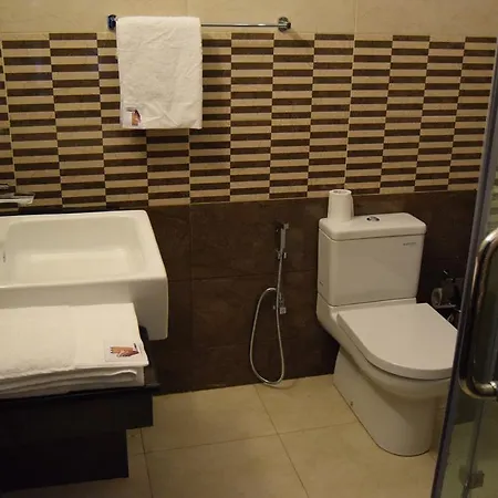 Glenhills Luxury Nuwara Eliya