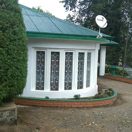 The Kingswood Holiday Bungalow Guest house Nuwara Eliya