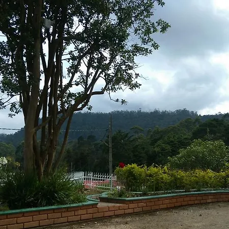 The Kingswood Holiday Bungalow * Nuwara Eliya