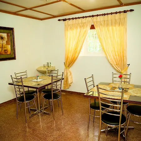 Holiday home Suninton Holiday Bungalow