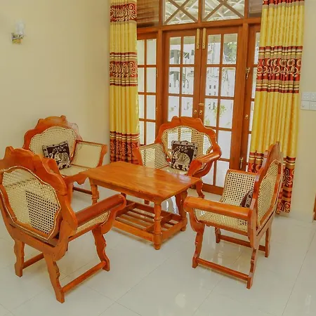 Aika Bungalow *