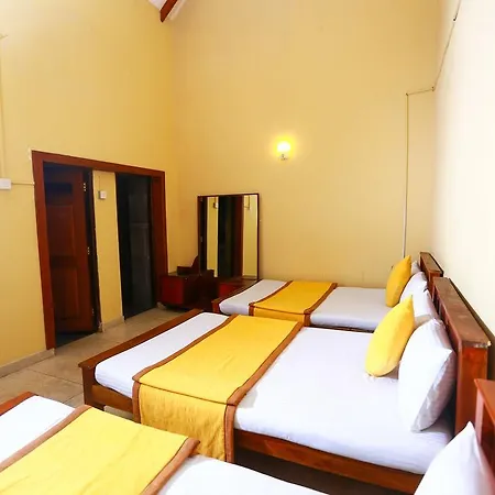 Guest house Eastern Bungalow
