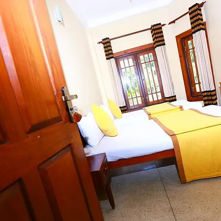 Guest house Eastern Bungalow