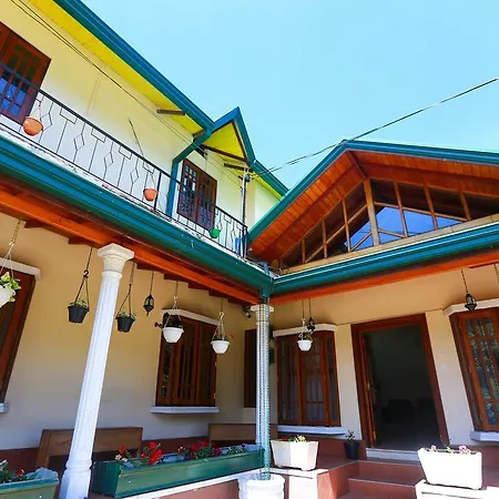 Eastern Bungalow Guest house *