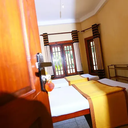 Guest house Eastern Bungalow
