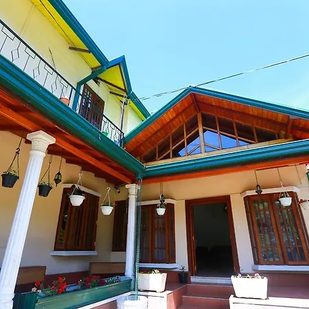 Guest house Eastern Bungalow *