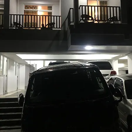 City Apartment *