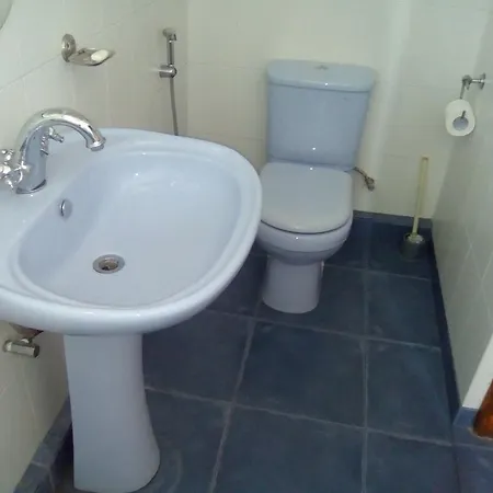 Red Rose Guest house Nuwara Eliya